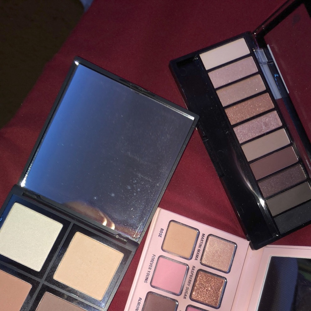 make up - Picture 2 of 2